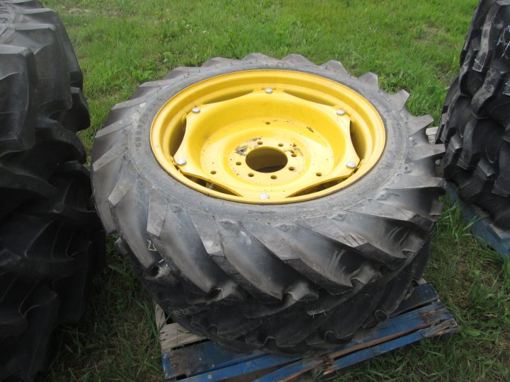 Goodyear 11.2-25 (T1034)